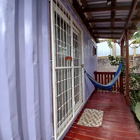 Roatan Backpackers' Hostel-3